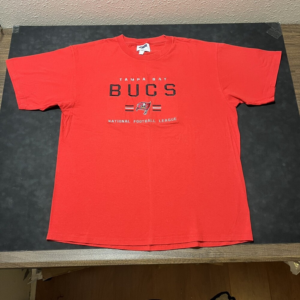Vintage Tampa Bay Buccaneers Bucs Shirt NFL 90s Football Jersey Crewneck y2k